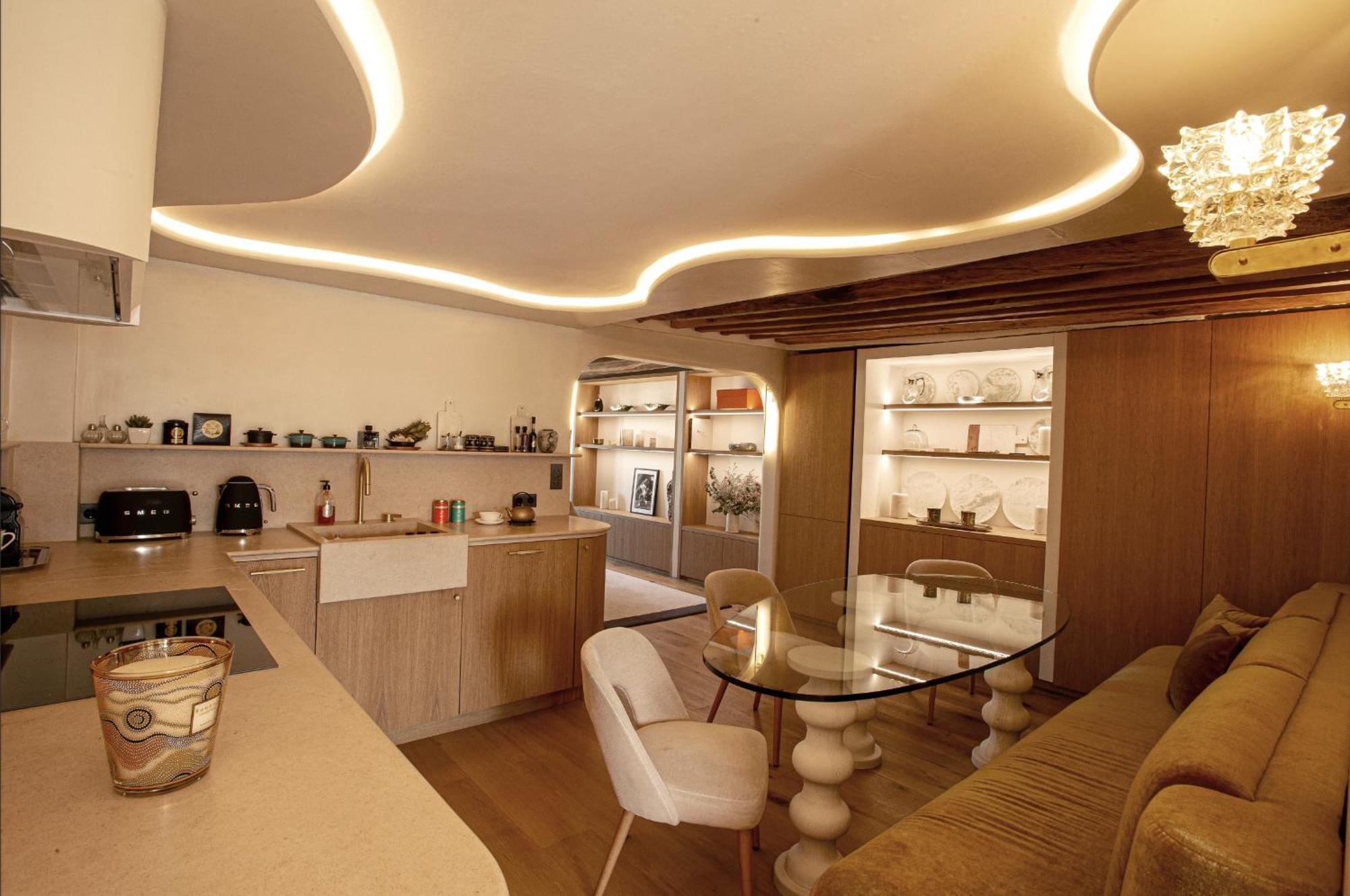 Luxueux Appartement, Avec Terrasse Vue Champs-elysees * Parigi