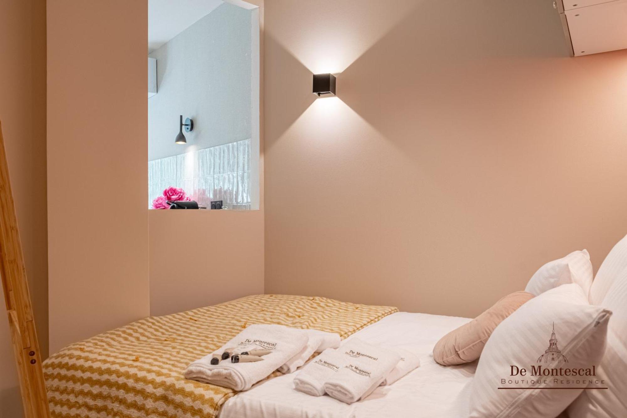 De Montescal Montparnasse Ac In A Prime Location 22 -36m2 * Parigi
