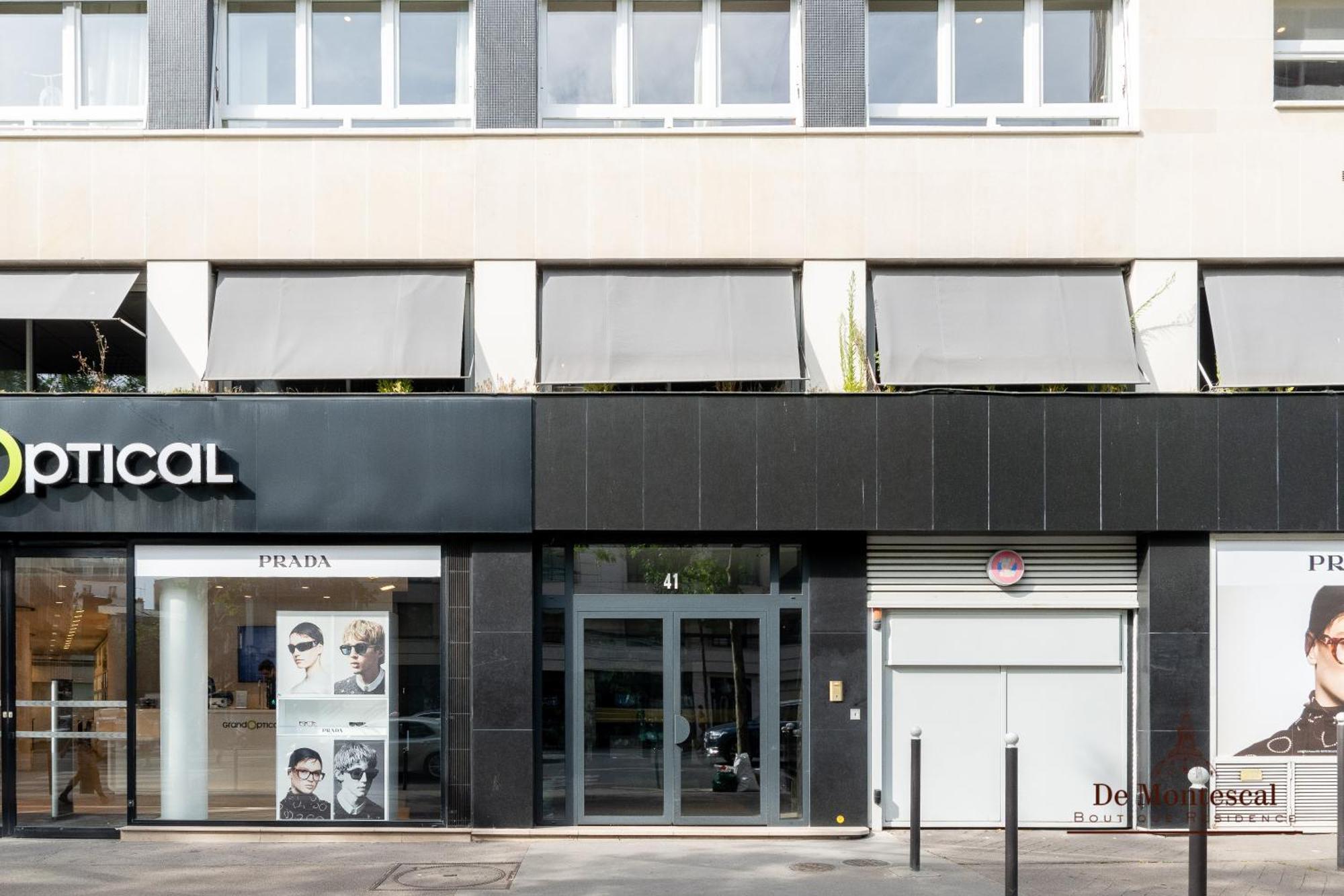 De Montescal Montparnasse Ac In A Prime Location 22 -36m2 Appartamento