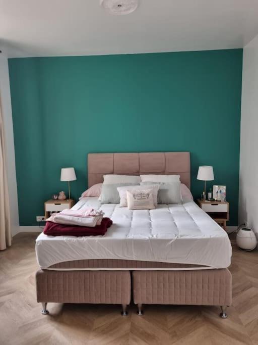 Renovated 16th Flat Appartamento
