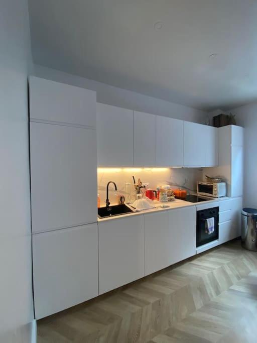 Appartamento Renovated 16th Flat Parigi