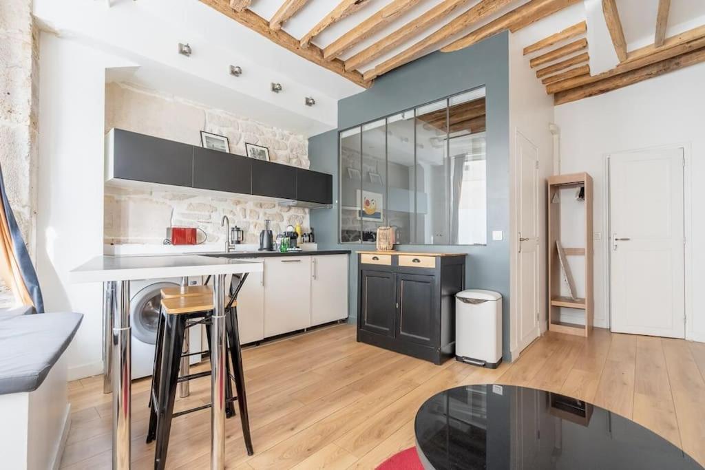La Serenite Parisienne Apartment