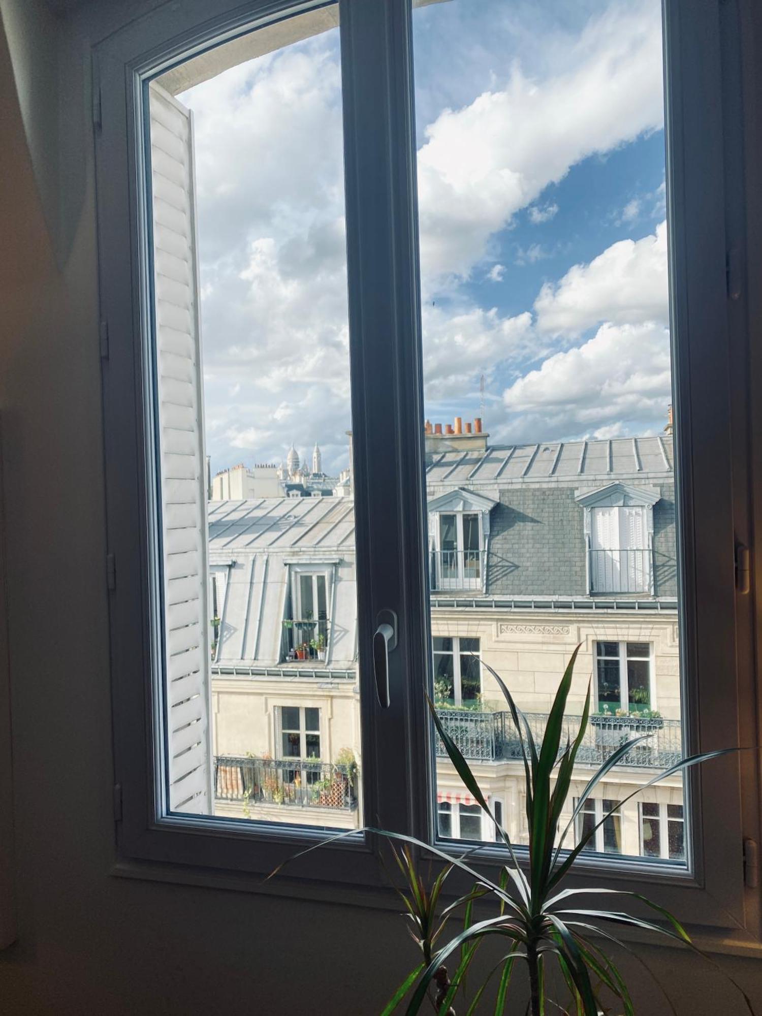 3 Pieces Lumineux Montmartre Parigi