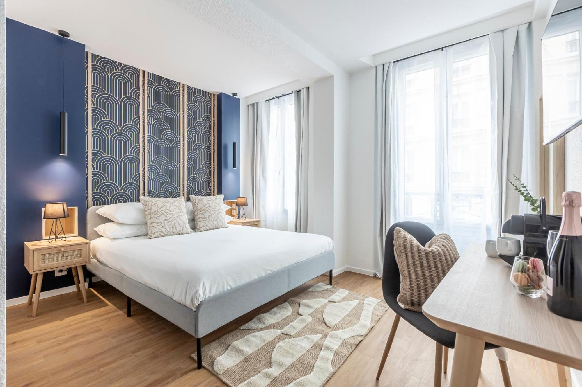 Le Bastille By Sweett Hotel
