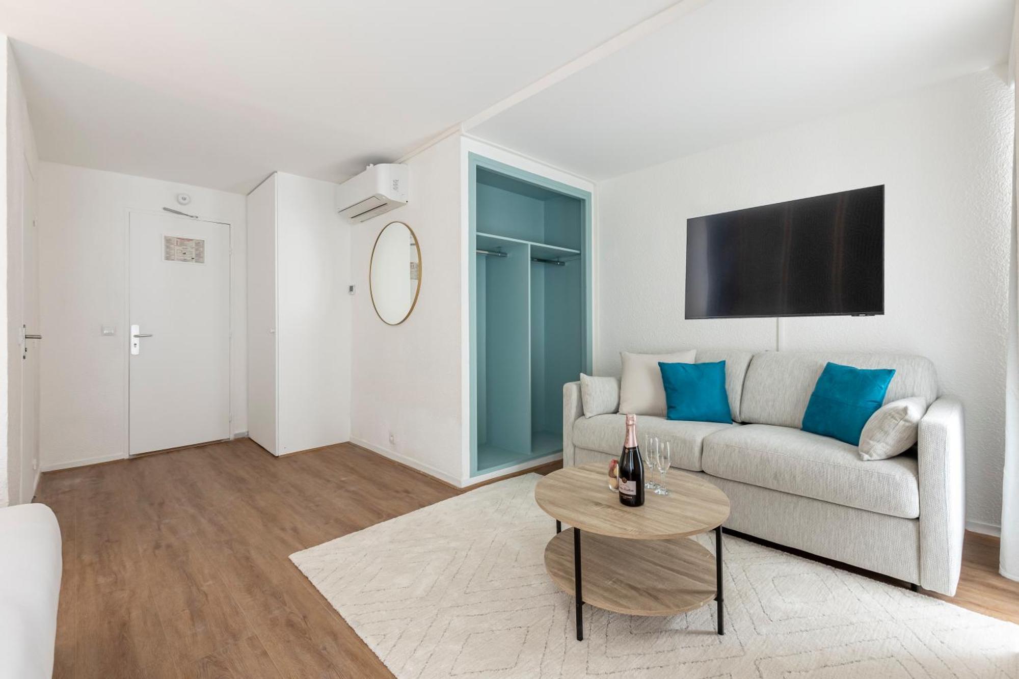 Hotel Le Bastille By Sweett Parigi