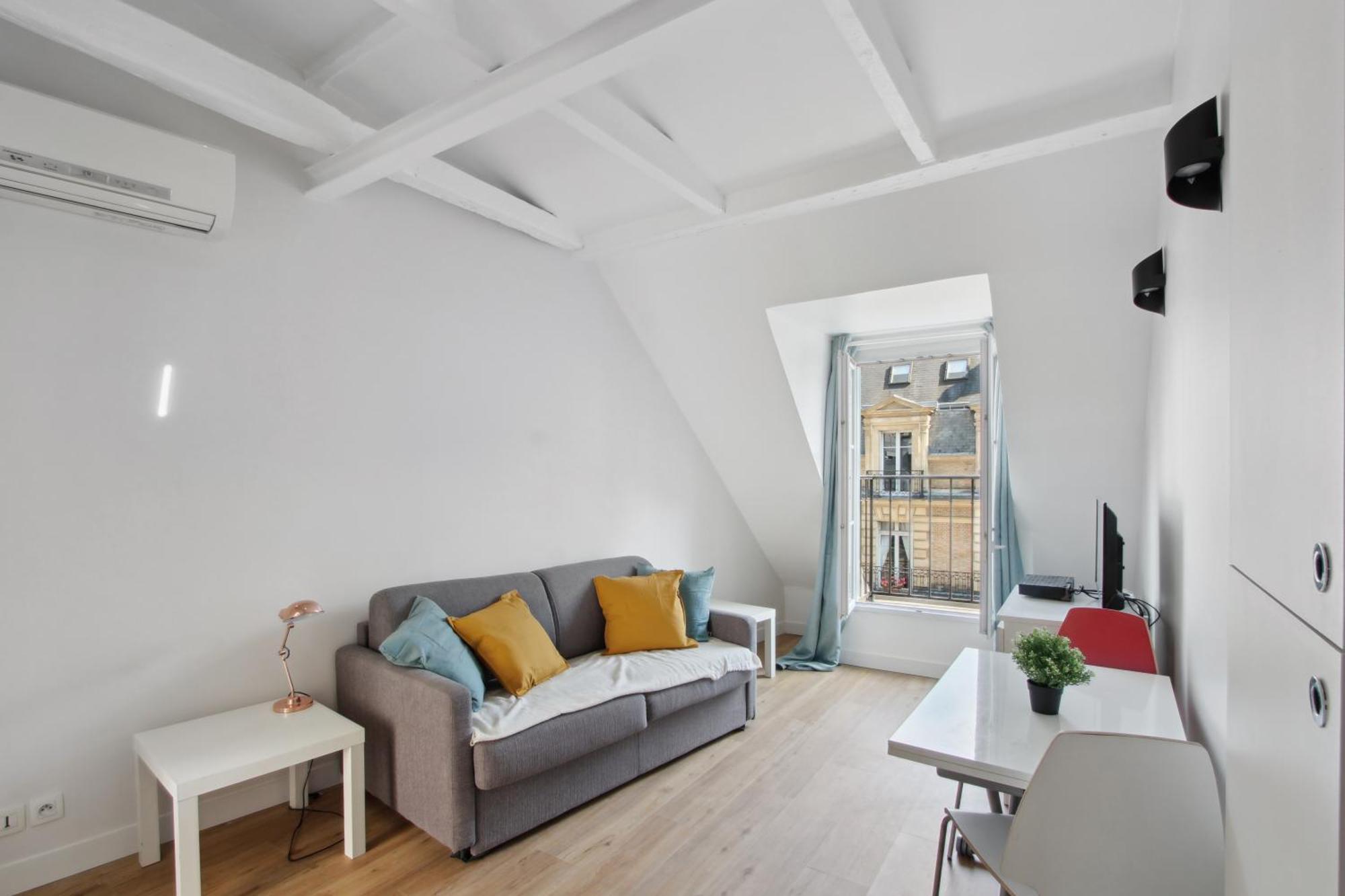 Lovely Studio For 2 People In By Weekome Appartamento