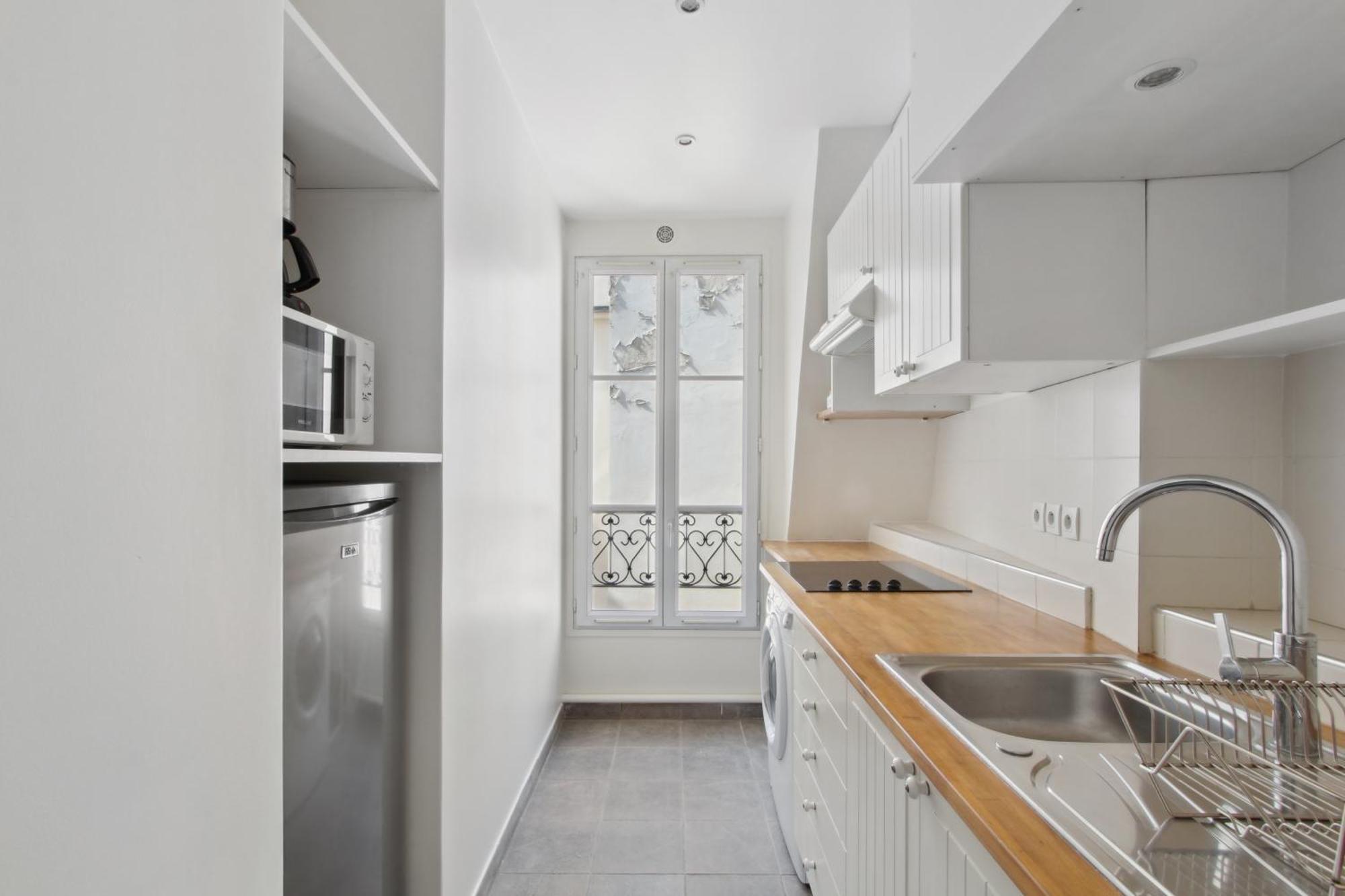 Lovely Studio For 2 People In By Weekome Appartamento *