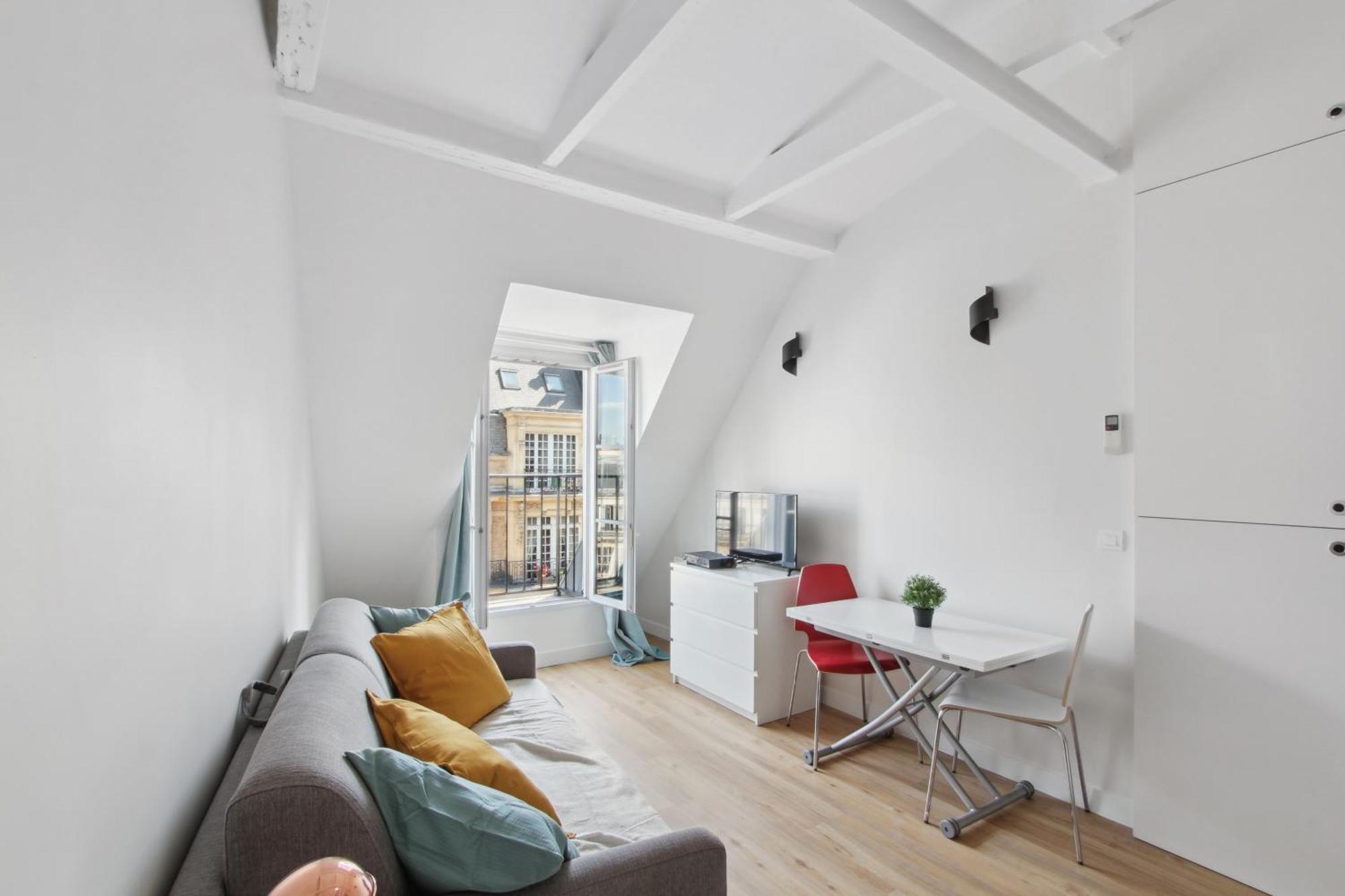 Appartamento Lovely Studio For 2 People In By Weekome Parigi