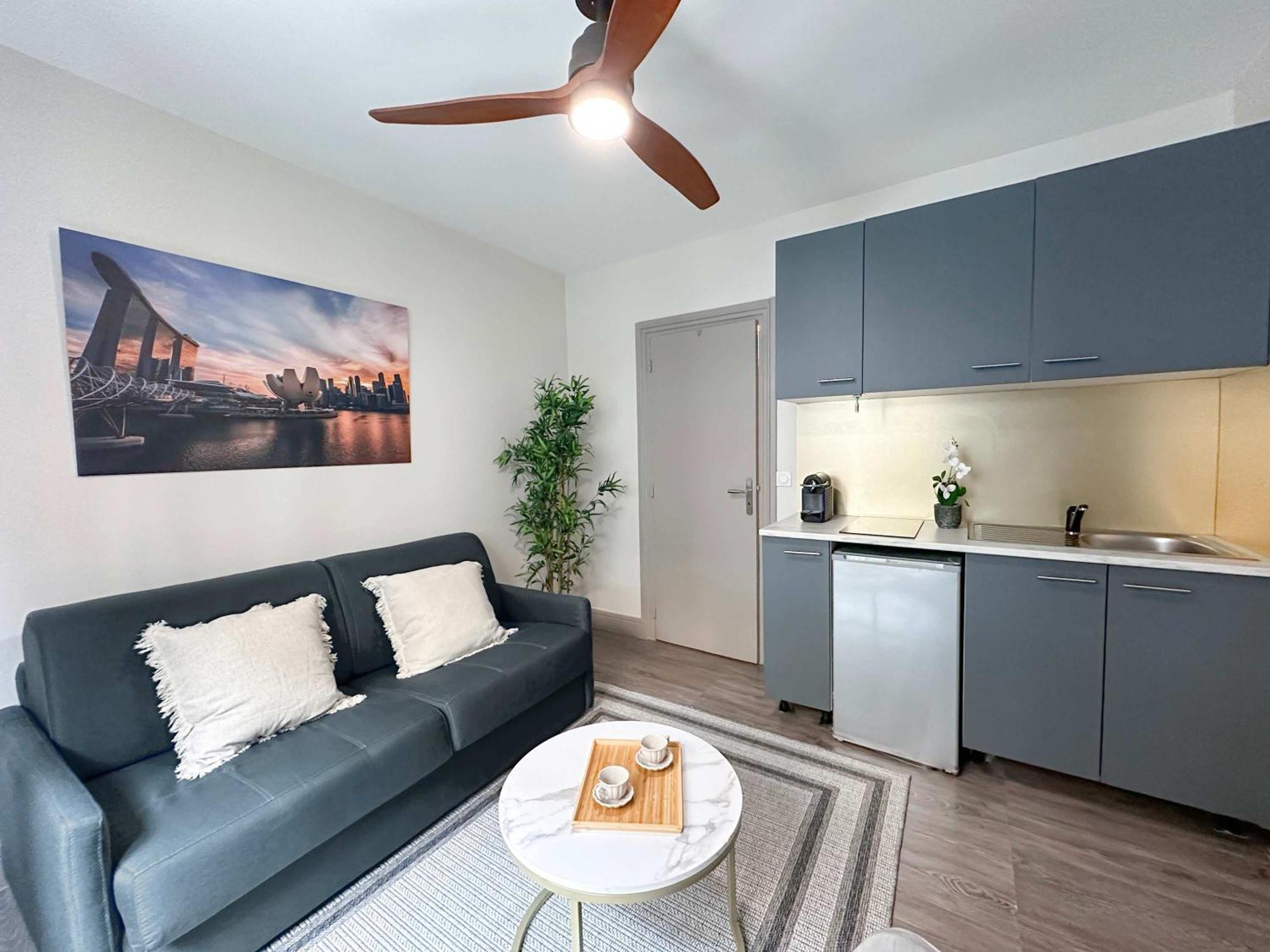 Apartment Elegant Escape Near Arc De Triomphe *