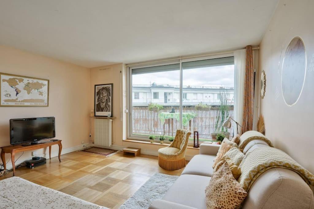 Cosy Avec Terrasse Vue Sur Le Sacre-coeur Appartamento *