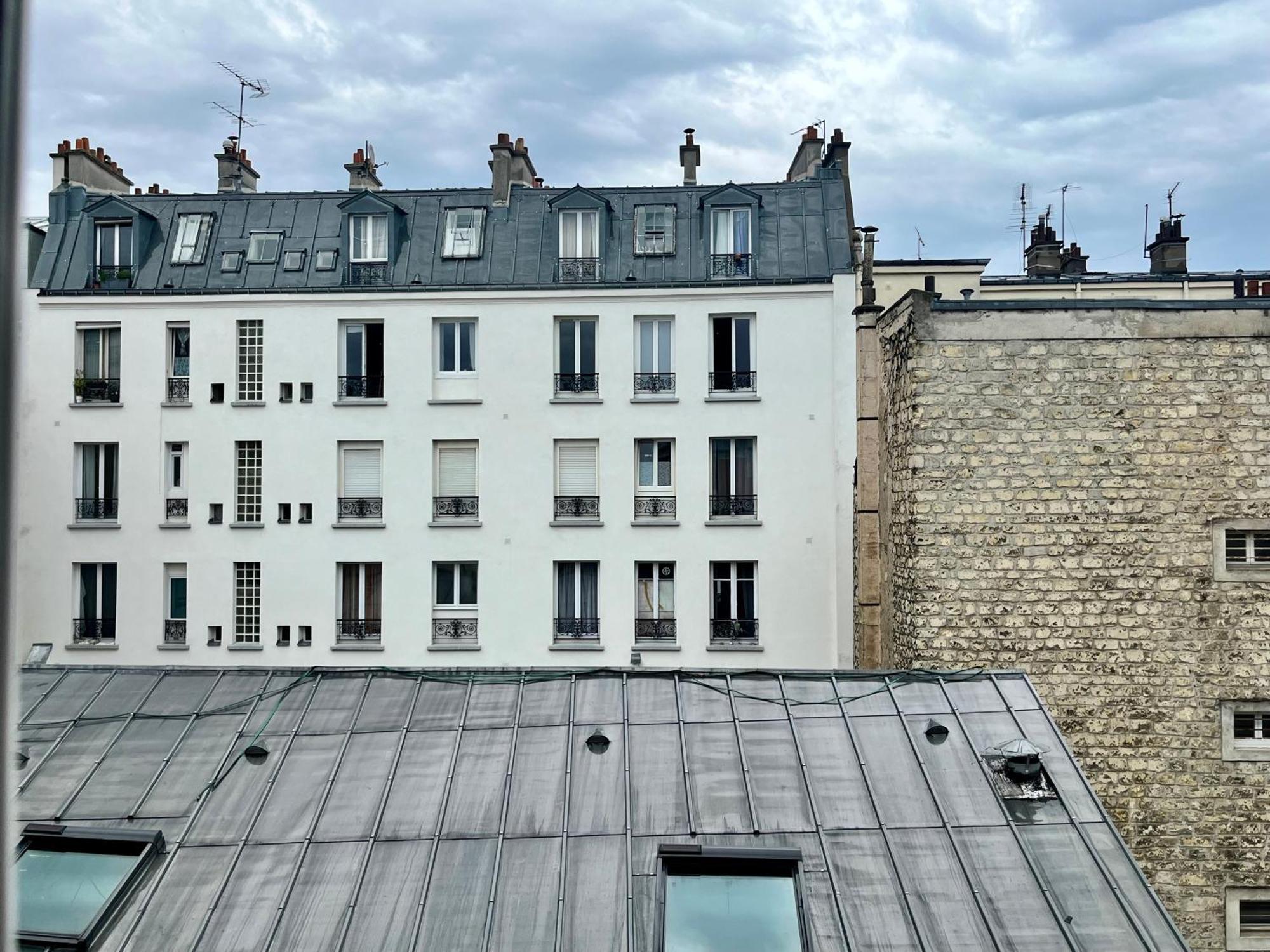 Apartment Petit Agreable Au Coeur Du 11e Arrondissement *