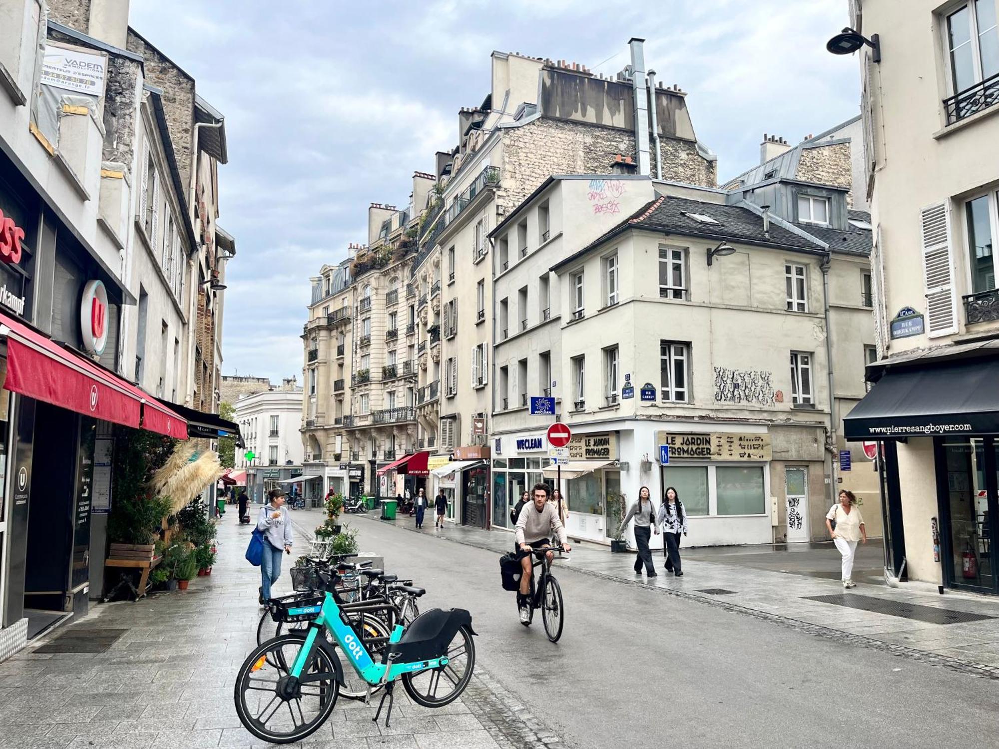 Apartment Petit Agreable Au Coeur Du 11e Arrondissement