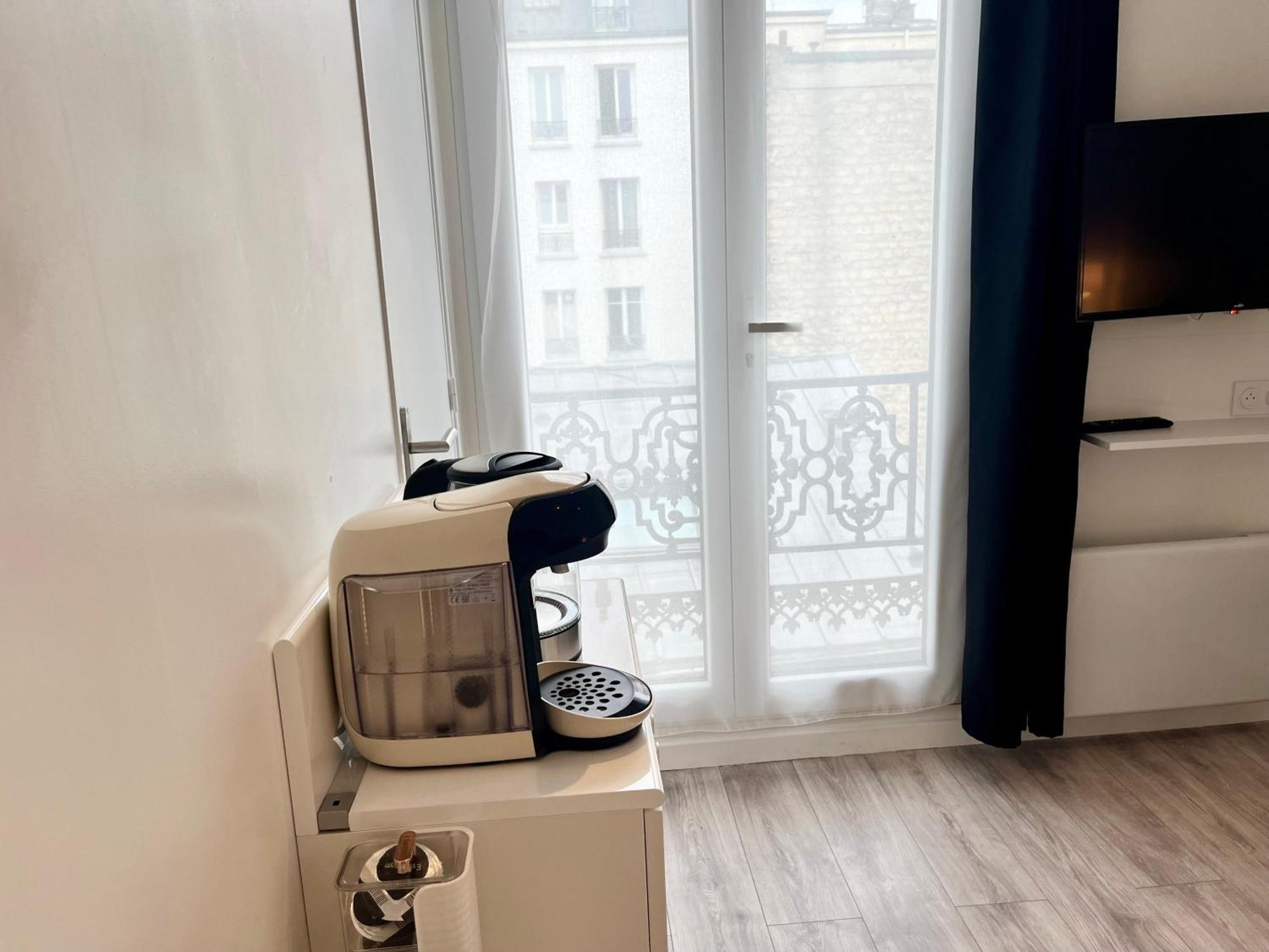 Apartment Petit Agreable Au Coeur Du 11e Arrondissement