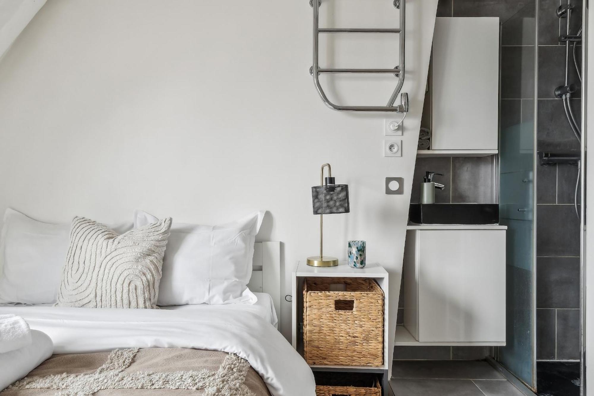 Le Louvre & Notre-dame - Cityapartmentstay Parigi