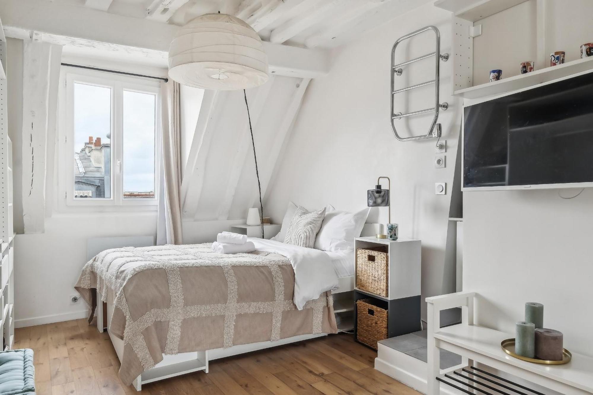 Le Louvre & Notre-dame - Cityapartmentstay Parigi