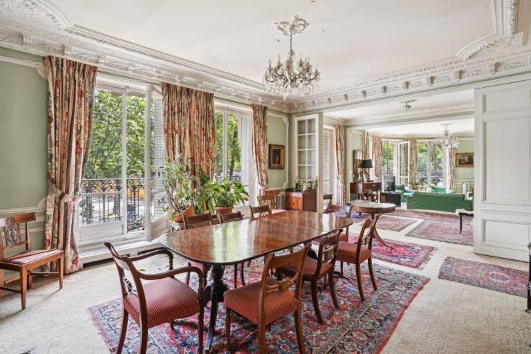 Haussmannien Parigi