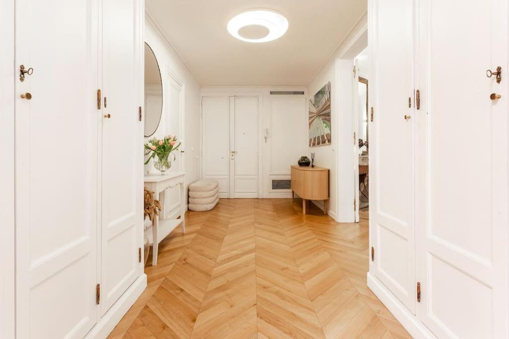 Maison Josephine Stunning Champs-elysees 3 Bedrooms Appartamento
