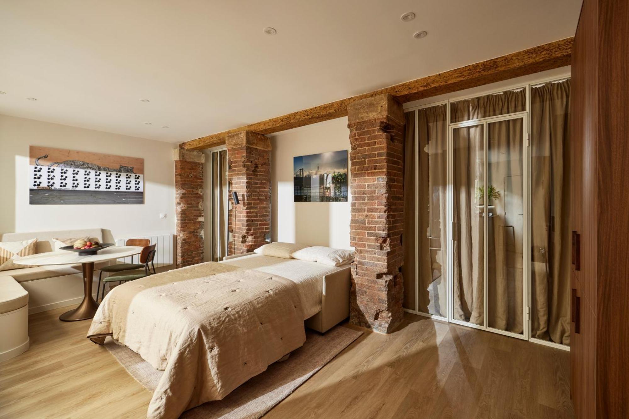 Stylish 2br & 2ba With Private Terrace Appartamento Parigi