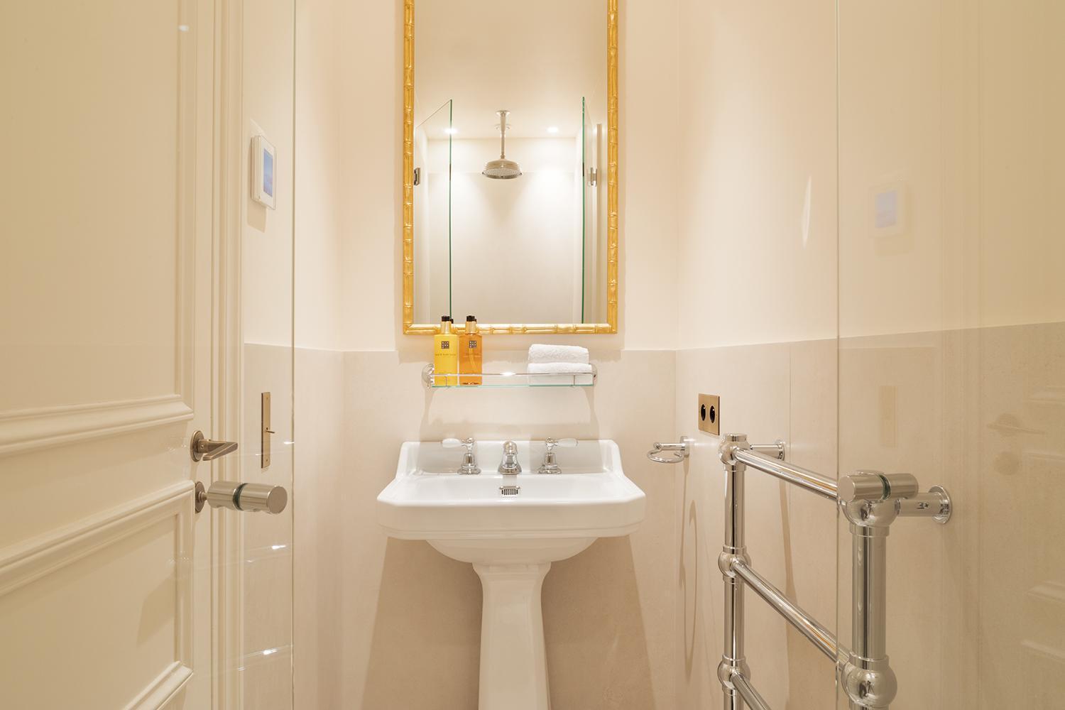 Apartment Pick A Flat's Apartements With Services In Louvre - Rue Des Halles *