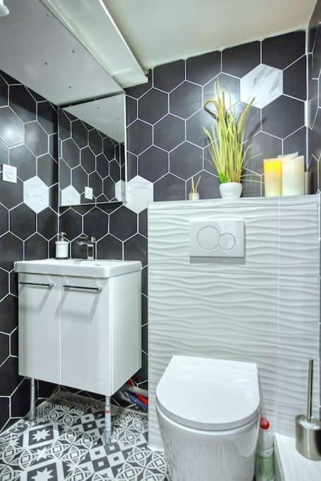 Le Nid Parisien Triplex Cosy Et Chaleureux Parigi