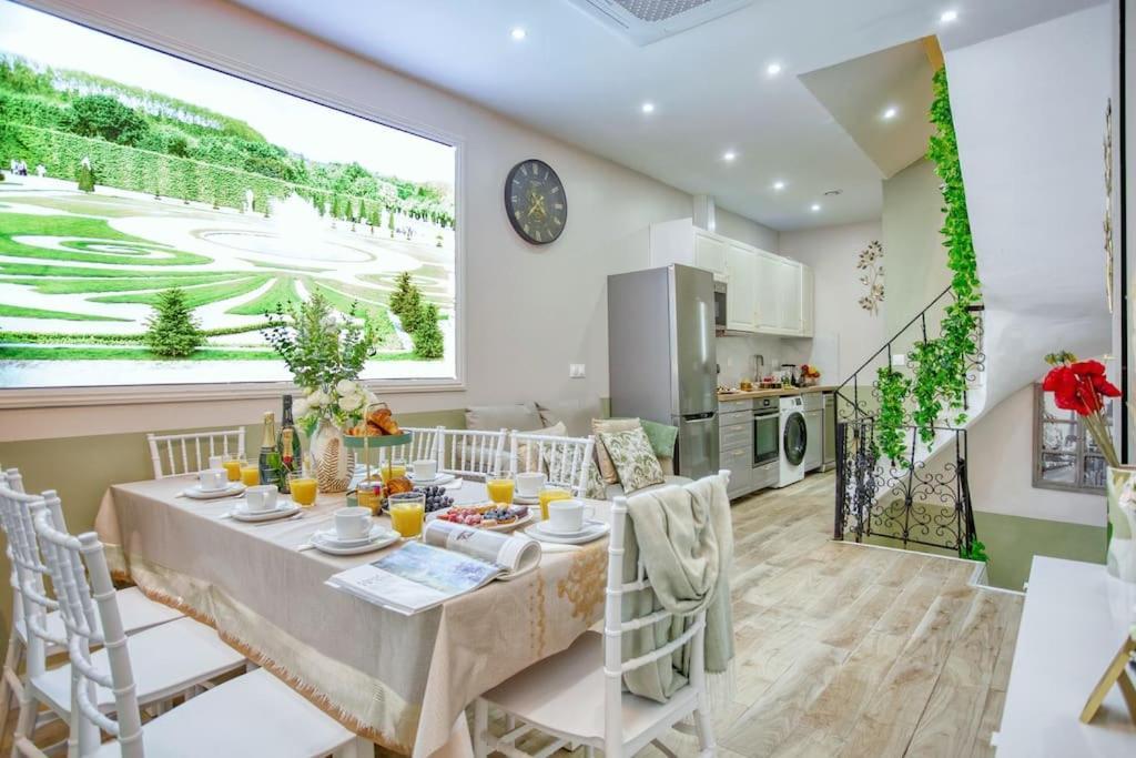 Appartamento Le Nid Parisien Triplex Cosy Et Chaleureux Parigi