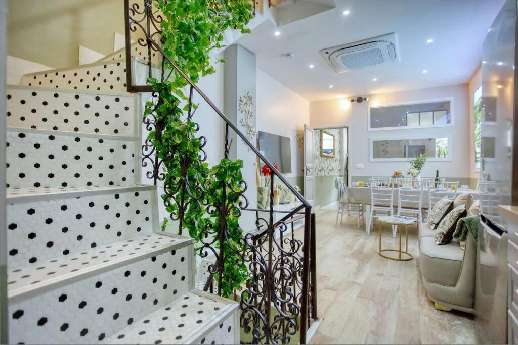 Appartamento Le Nid Parisien Triplex Cosy Et Chaleureux *