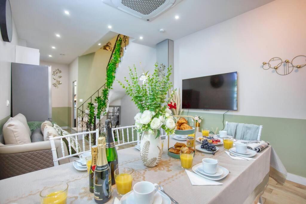 Le Nid Parisien Triplex Cosy Et Chaleureux Parigi