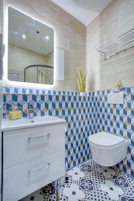 Le Nid Parisien Triplex Cosy Et Chaleureux Appartamento Parigi