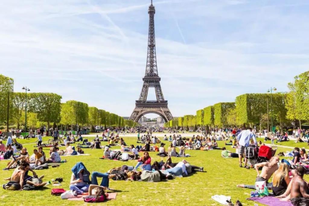 - Tour Eiffel - Bail Mobilite Parigi