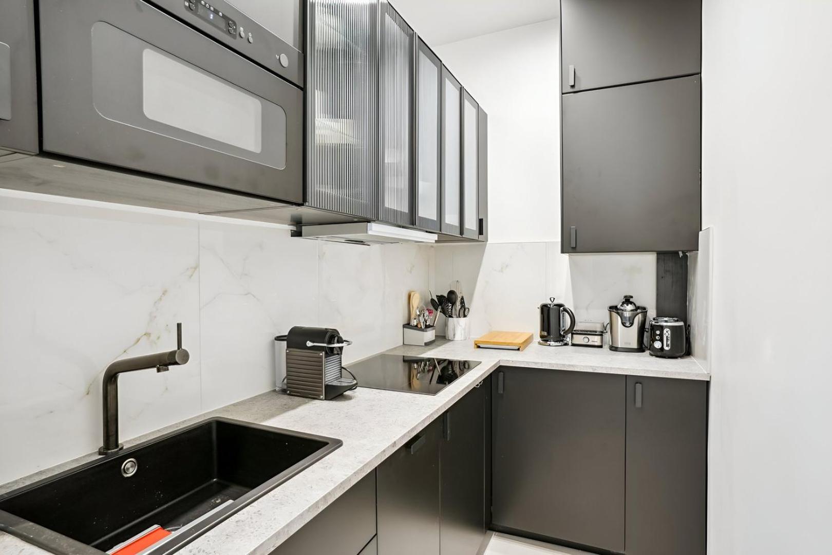 307-suite Serbie - Superbe A *