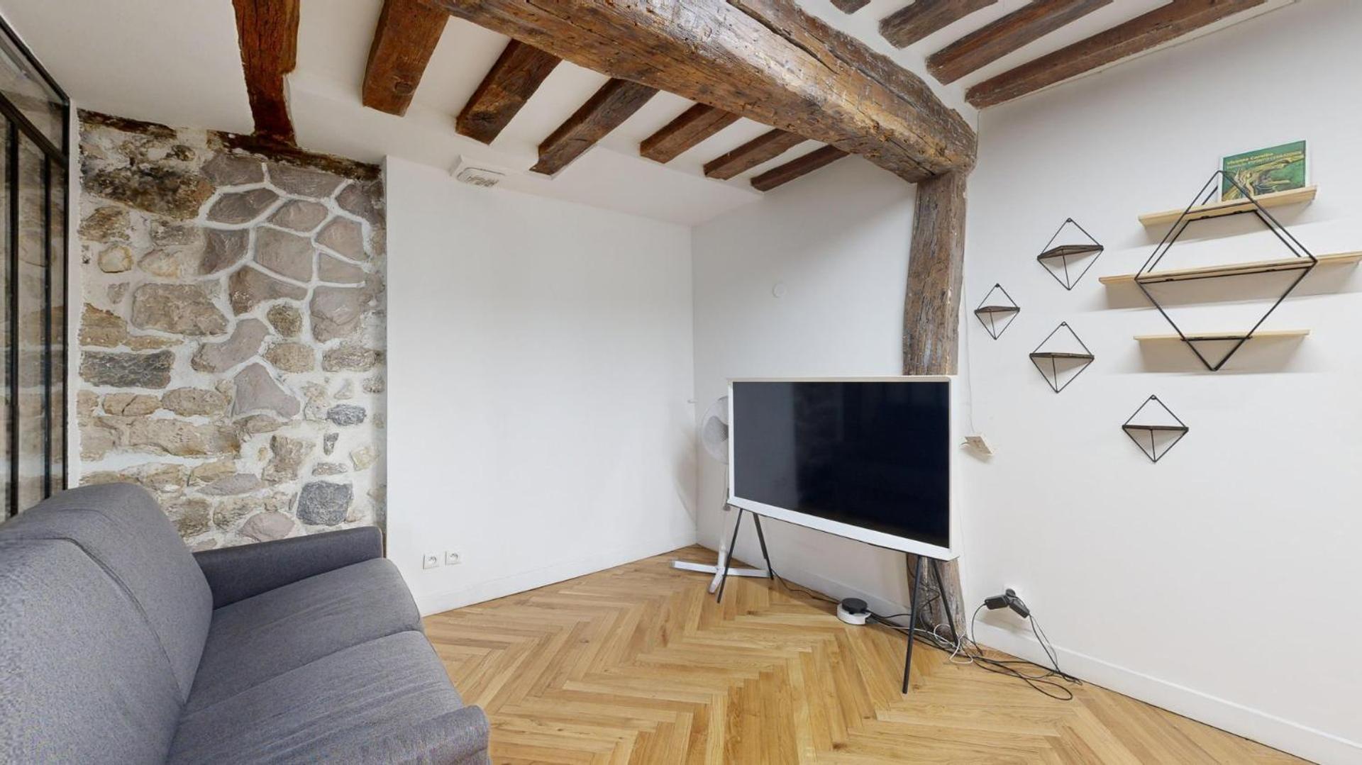 323 Louis - Superbe A