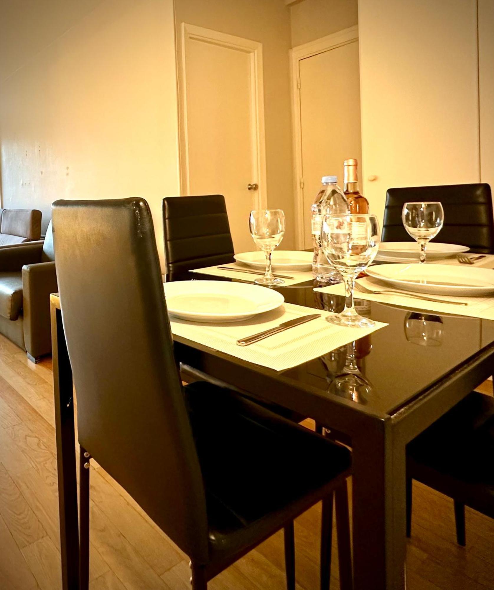 Champs Elysees Apartment