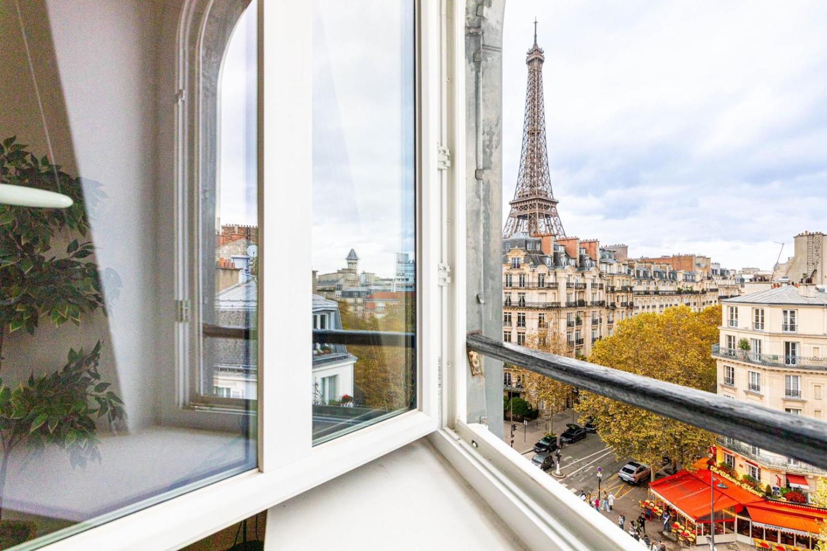 Guestready - Escape With Eiffel Views Appartamento *