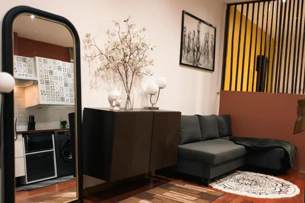 Gare Apartment *