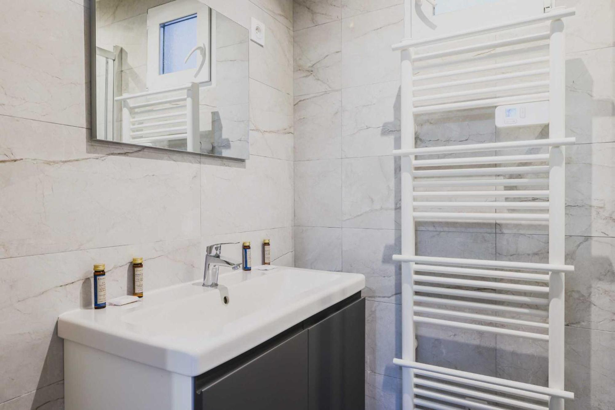 Casa vacanze Charming -1br-4p- Parc Des Buttes-chaumont *