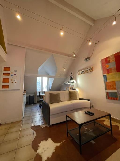 Appartamento Cosy Place Des Abbesses-sacre-coeur ! Parigi
