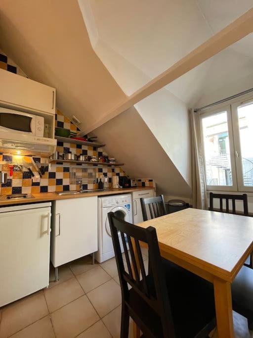 Cosy Place Des Abbesses-sacre-coeur !