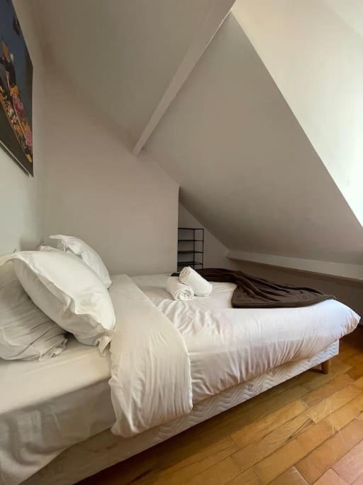 Appartamento Cosy Place Des Abbesses-sacre-coeur !