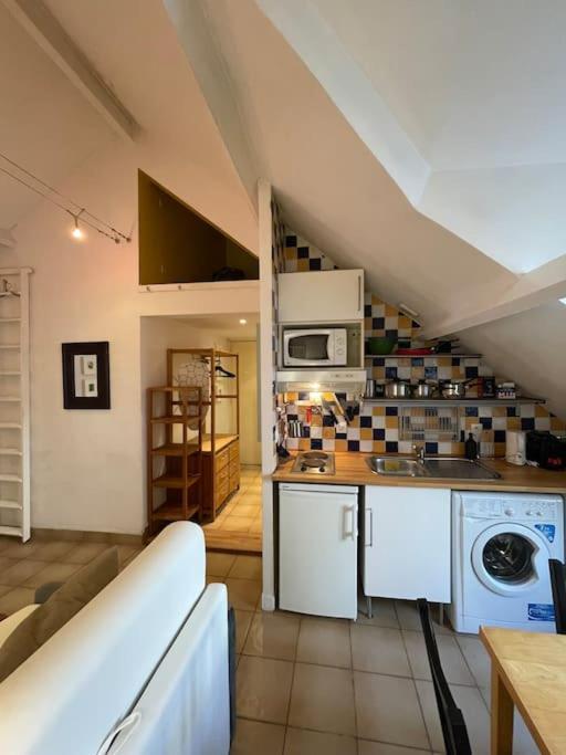 Cosy Place Des Abbesses-sacre-coeur ! Appartamento *
