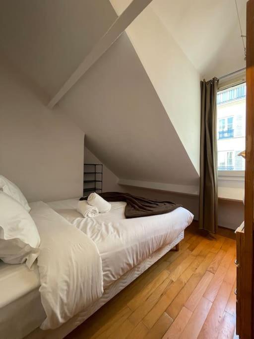 Cosy Place Des Abbesses-sacre-coeur ! Appartamento Parigi