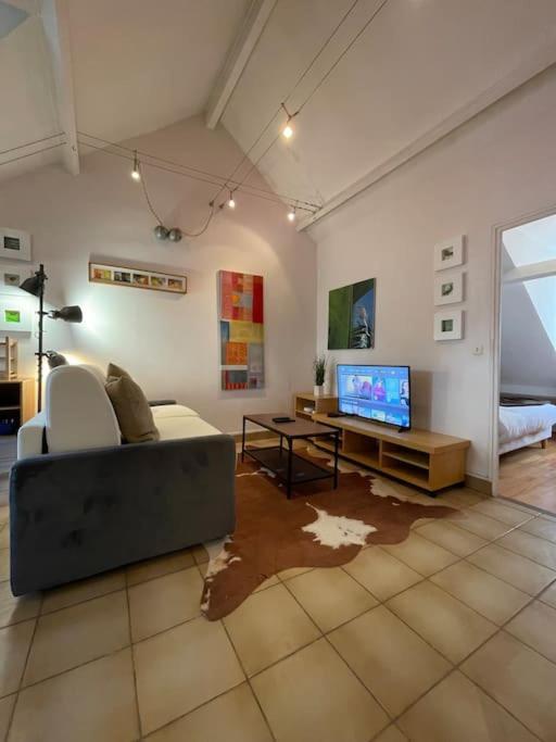 Cosy Place Des Abbesses-sacre-coeur ! Appartamento *