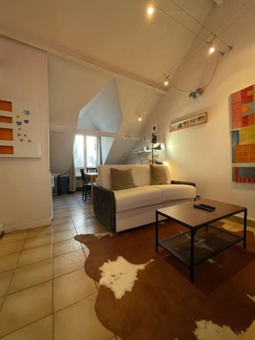 Appartamento Cosy Place Des Abbesses-sacre-coeur ! Parigi