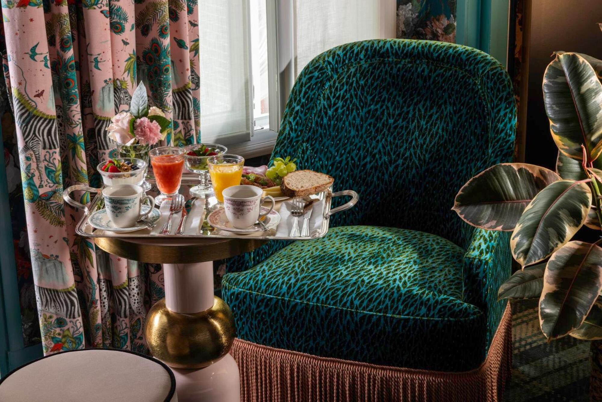 Ginette A La Folie & Hotel Parigi