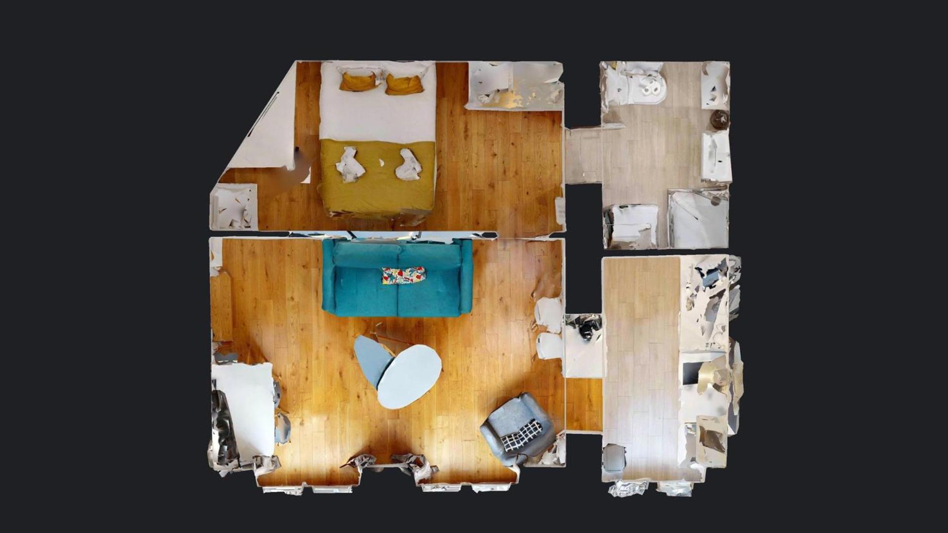 338 Montmartre - Superb In *