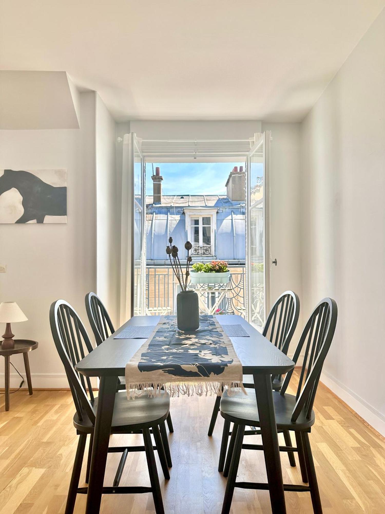 Spacious Near Montparnasse Bausset 6th Appartamento Parigi