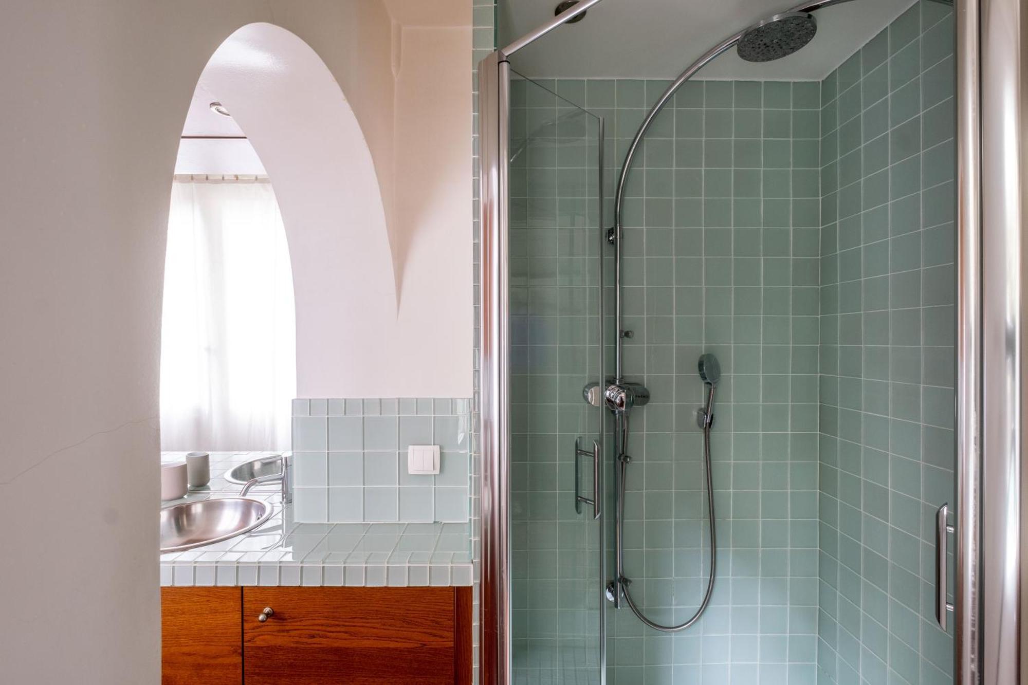 Loft D Exception Au Pied Des Champs-elysees Apartment *