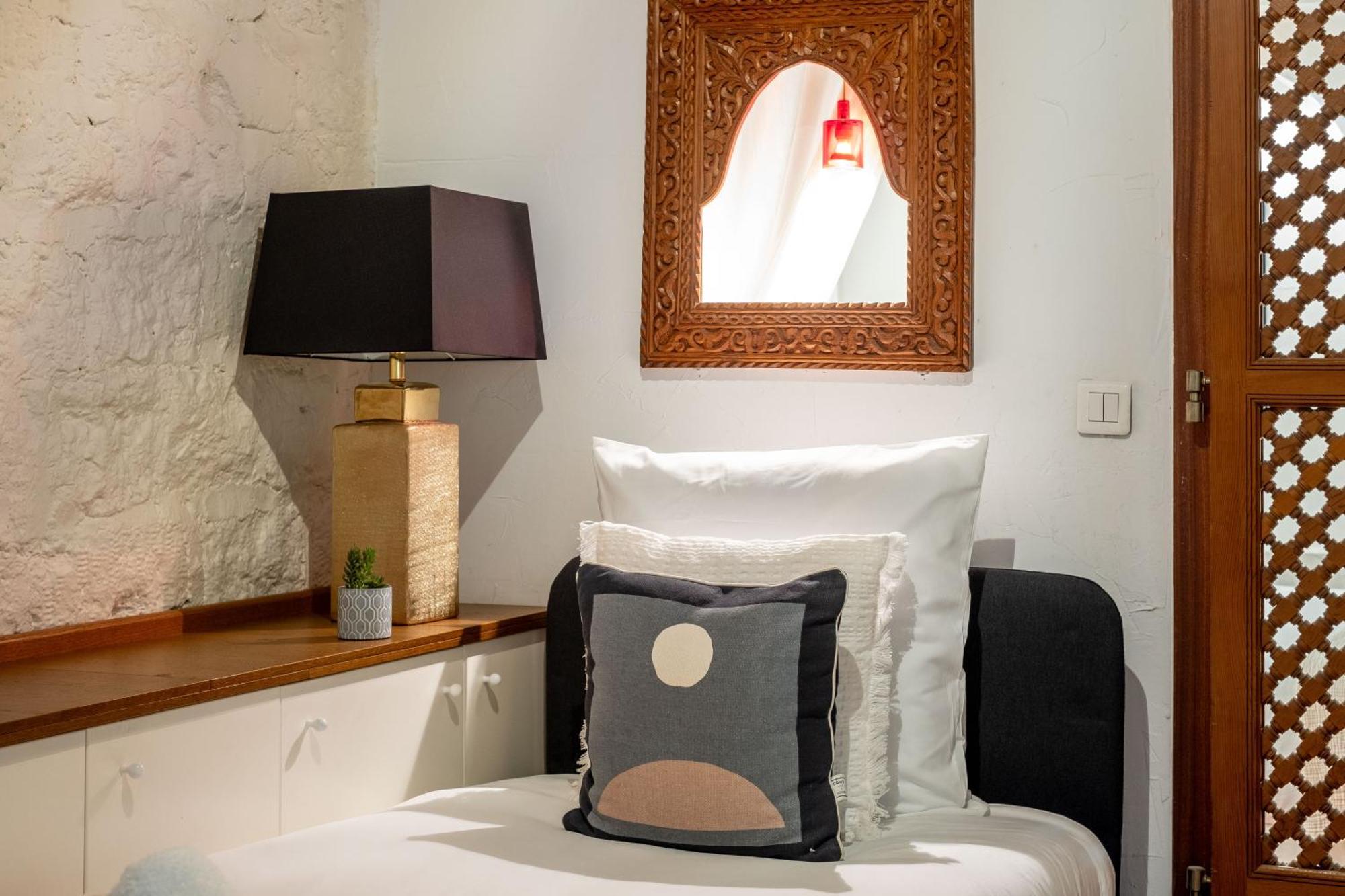 Loft D Exception Au Pied Des Champs-elysees * Paris