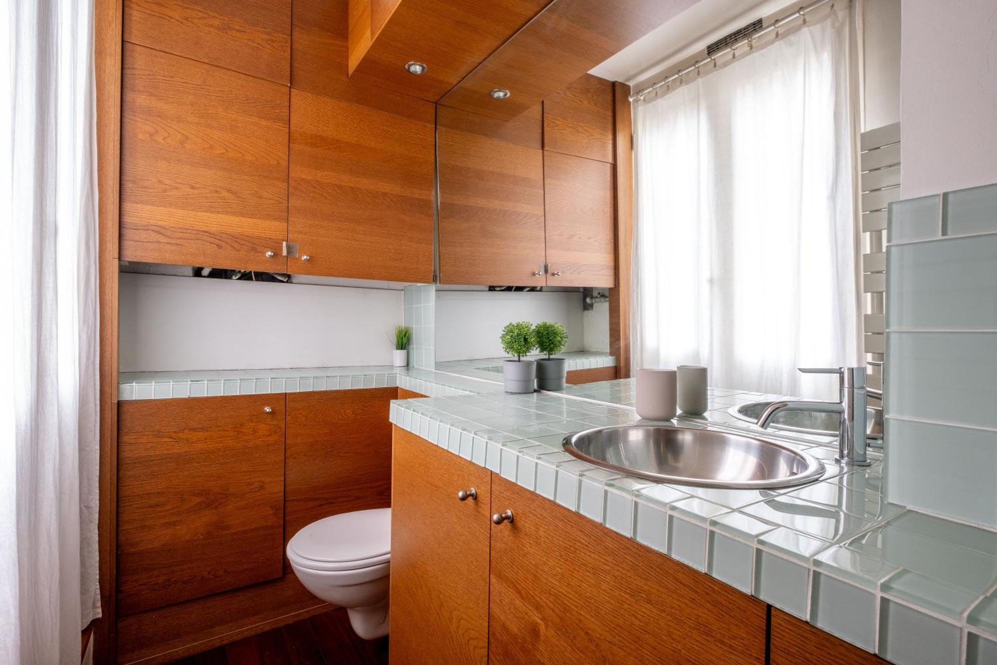 Loft D Exception Au Pied Des Champs-elysees Apartment