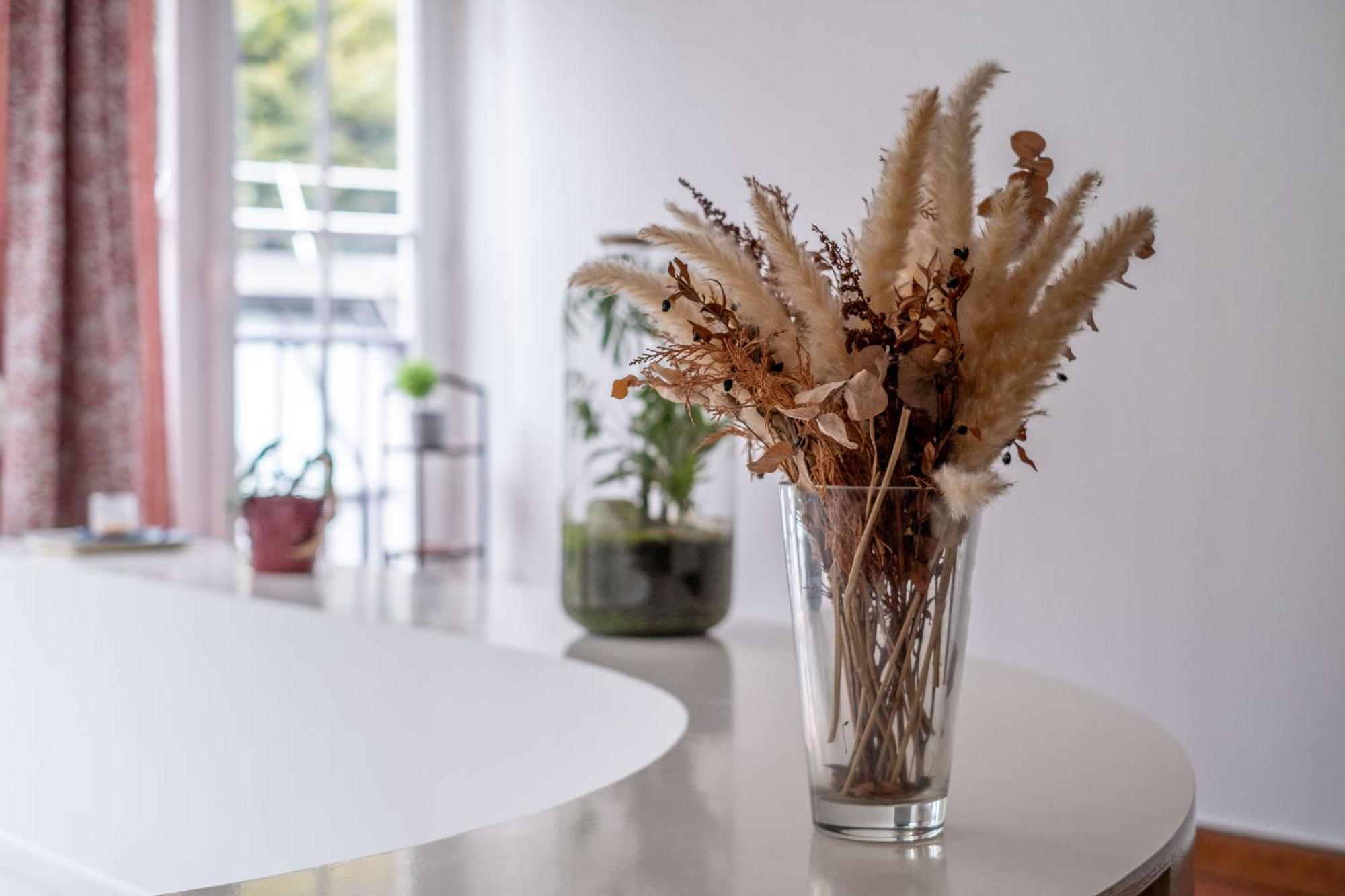 Apartment Loft D Exception Au Pied Des Champs-elysees
