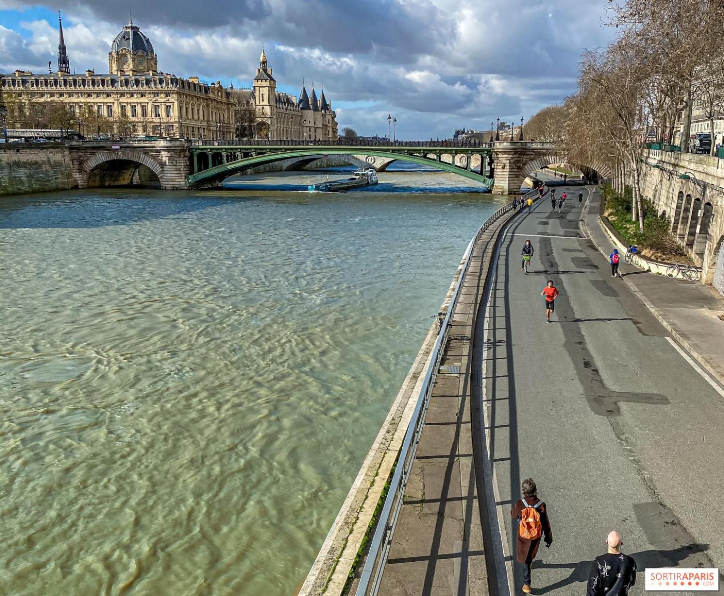 17m2 St Germain Des Pres Paris